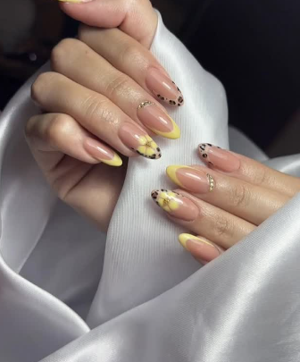aura beauty salon 1